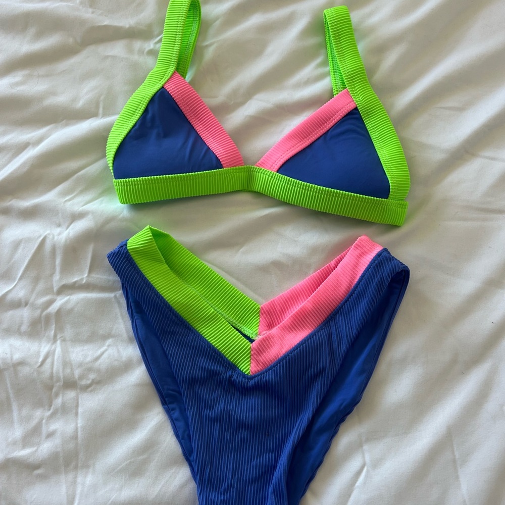 OneOne swimsuit. Barely worn!